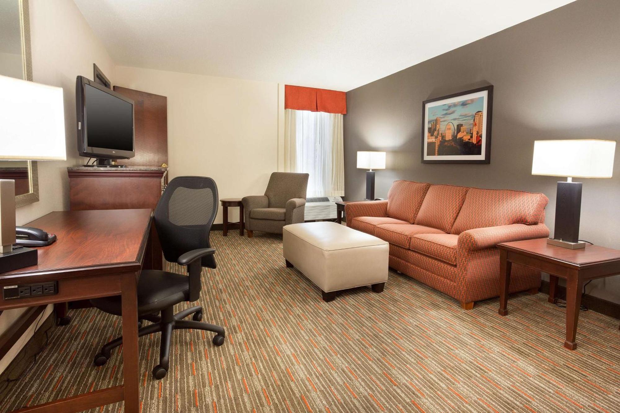 Drury Inn & Suites St. Louis Airport Edmundson Exterior photo